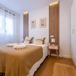 Spacious Deluxe Basement Ideal For 8 Guests