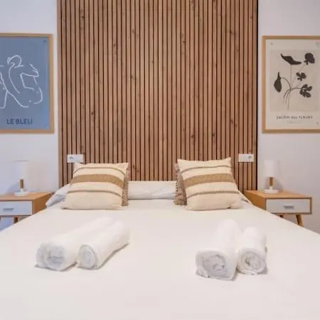 Spacious Deluxe Basement Ideal For 8 Guests * Santander