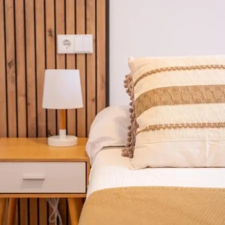 Apartament Spacious Deluxe Basement Ideal For 8 Guests *