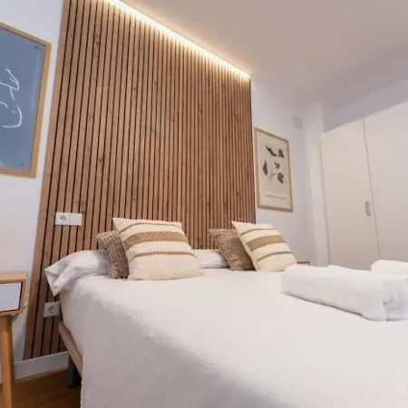 Spacious Deluxe Basement Ideal For 8 Guests Santander