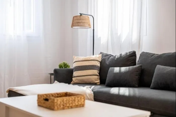 Spacious Deluxe Basement Ideal For 8 Guests *