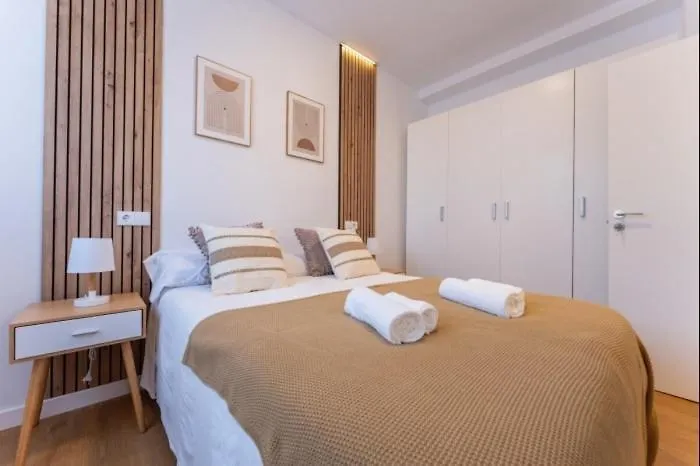 Apartment Spacious Deluxe Basement Ideal For 8 Guests Santander