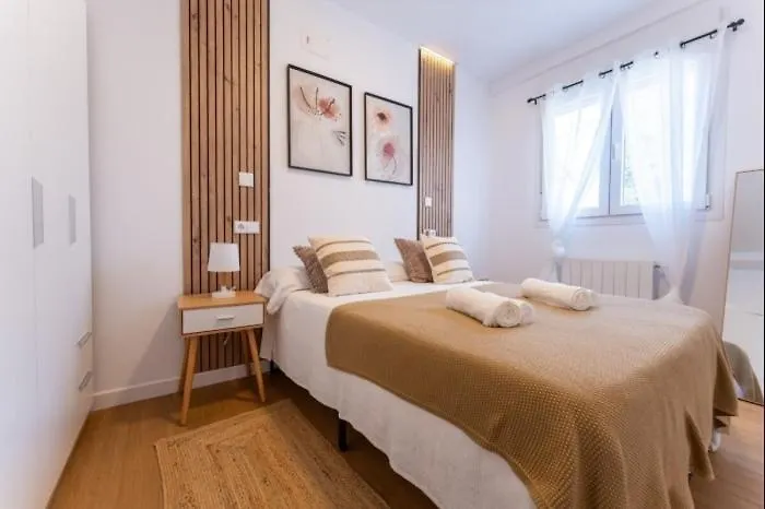 Spacious Deluxe Basement Ideal For 8 Guests Apartment